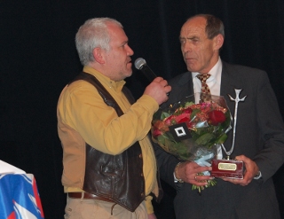 Raoul Lambert wint  trofee van sportverdienste 2012