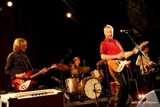 Billy Bragg opent Klinkers 2013